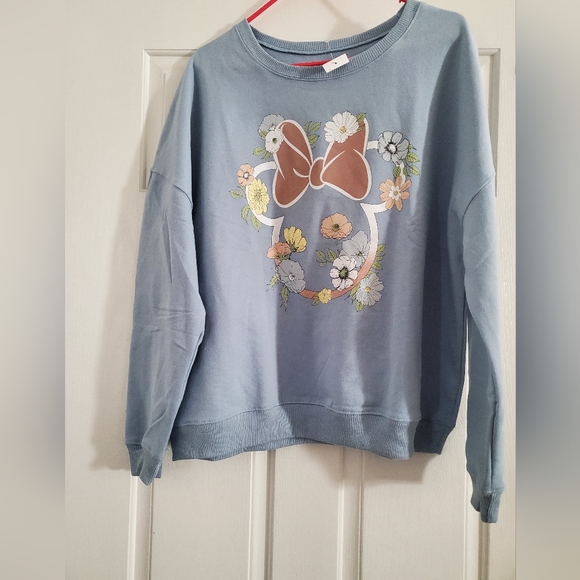 Disney Sweaters - NWT DISNEY MINNIE MOUSE SWEATER SIZE XL